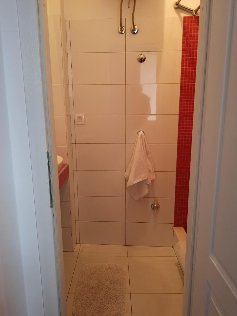 Apartments & Rooms Little Rock Mostar Bagian luar foto