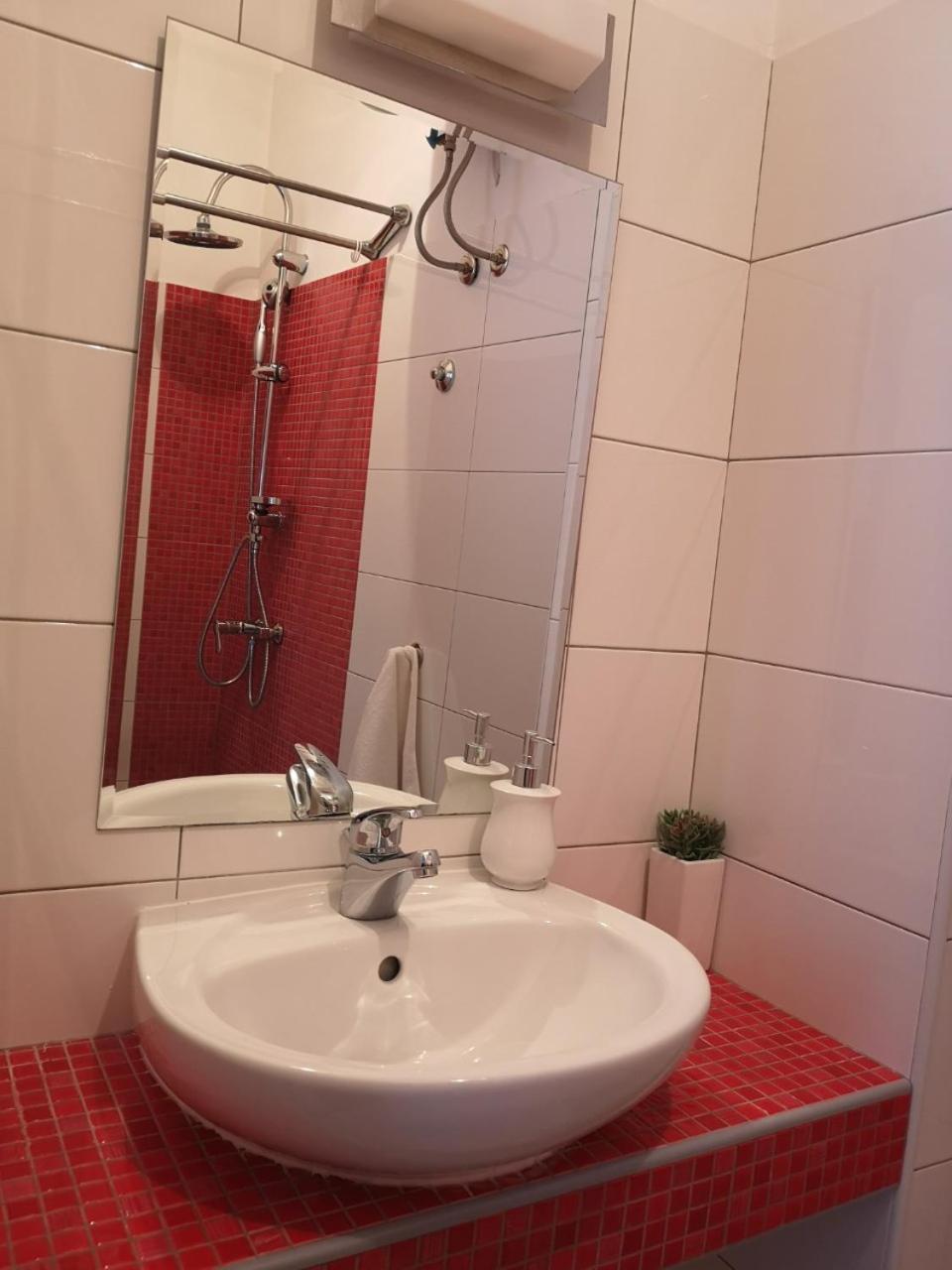 Apartments & Rooms Little Rock Mostar Bagian luar foto